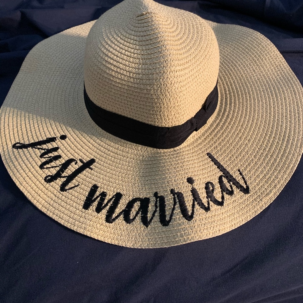 Just married sun hat